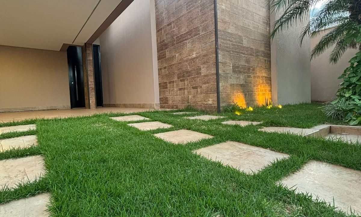 4bcd2242-b1a7-4e1c-b8b9-6032162a2957