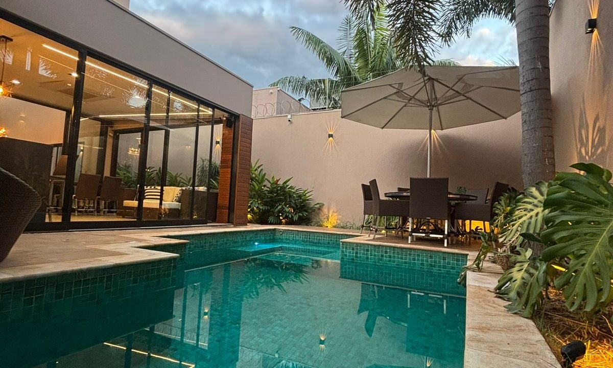 8eaee36b-fdf5-454c-994d-667f50301656