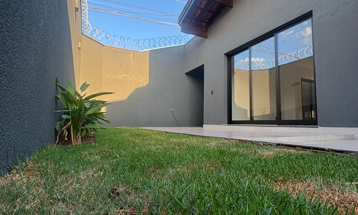 05b5ed27-b2af-4a58-9f42-e192e5047976