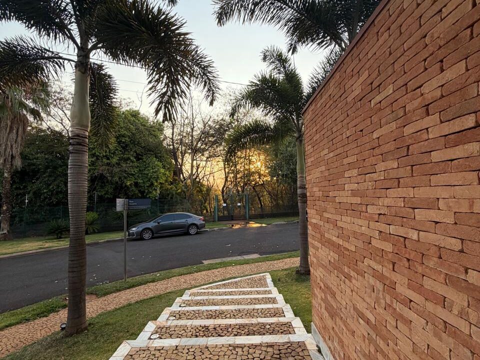 78fca3a3-1625-4893-ad65-1de8af8057d7