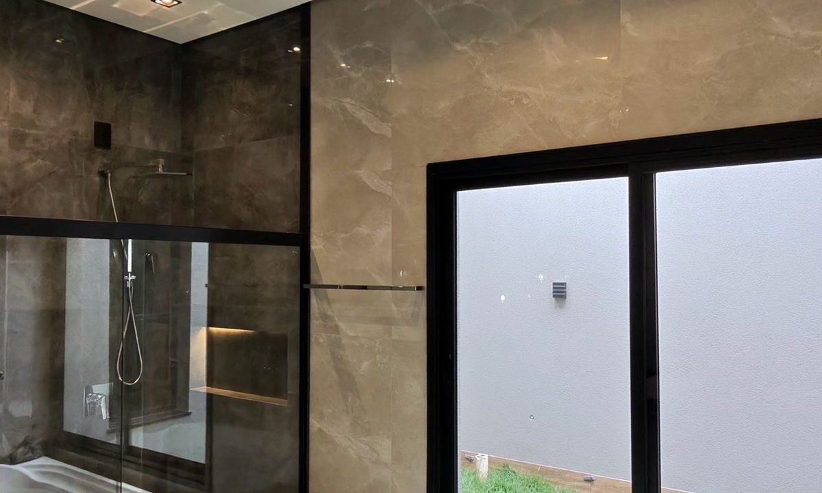 09d2fdaa-8595-4cc1-8a77-961f0192d0bf