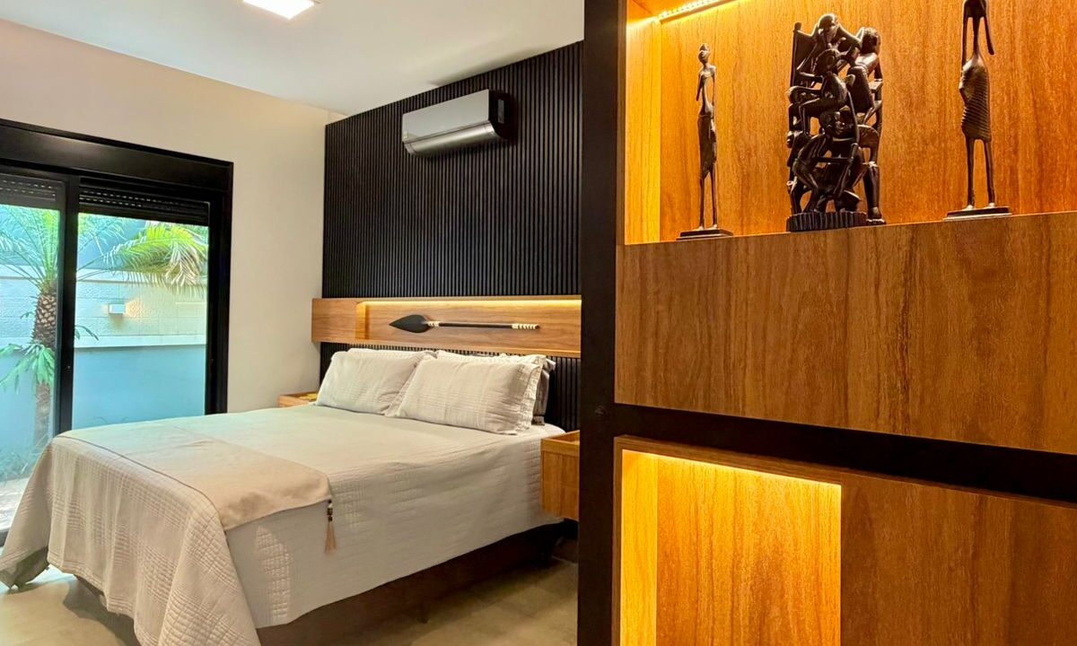 1eb1c320-3d19-48f4-a328-be4cfea2e6a4