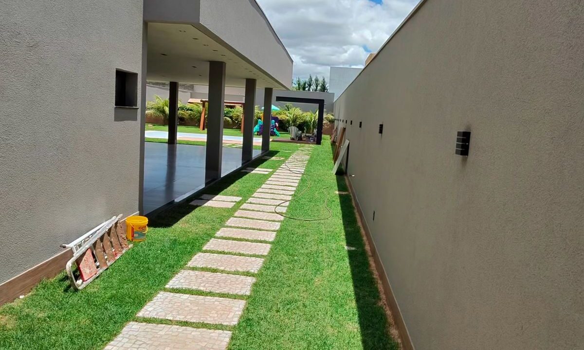 5bafe229-665a-4160-8106-8d31b6b217f9