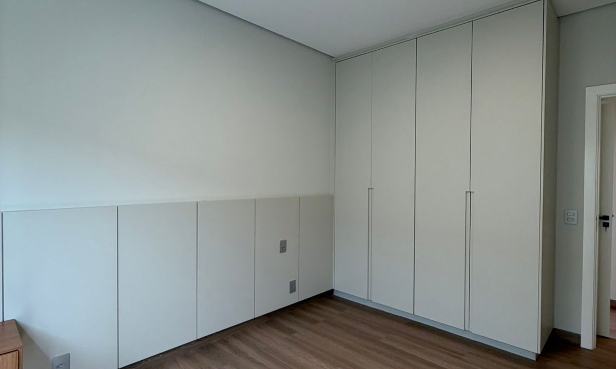 702227ac-737f-476b-9a77-7ff5611f6d0a