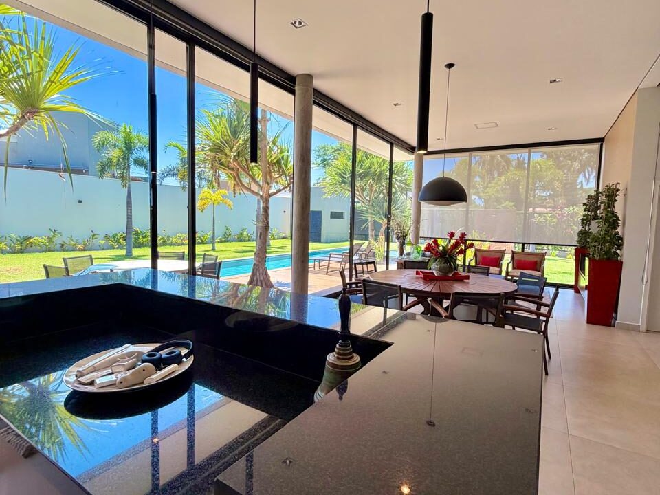 8411afa5-78fb-4092-ab9e-809b788a32d5