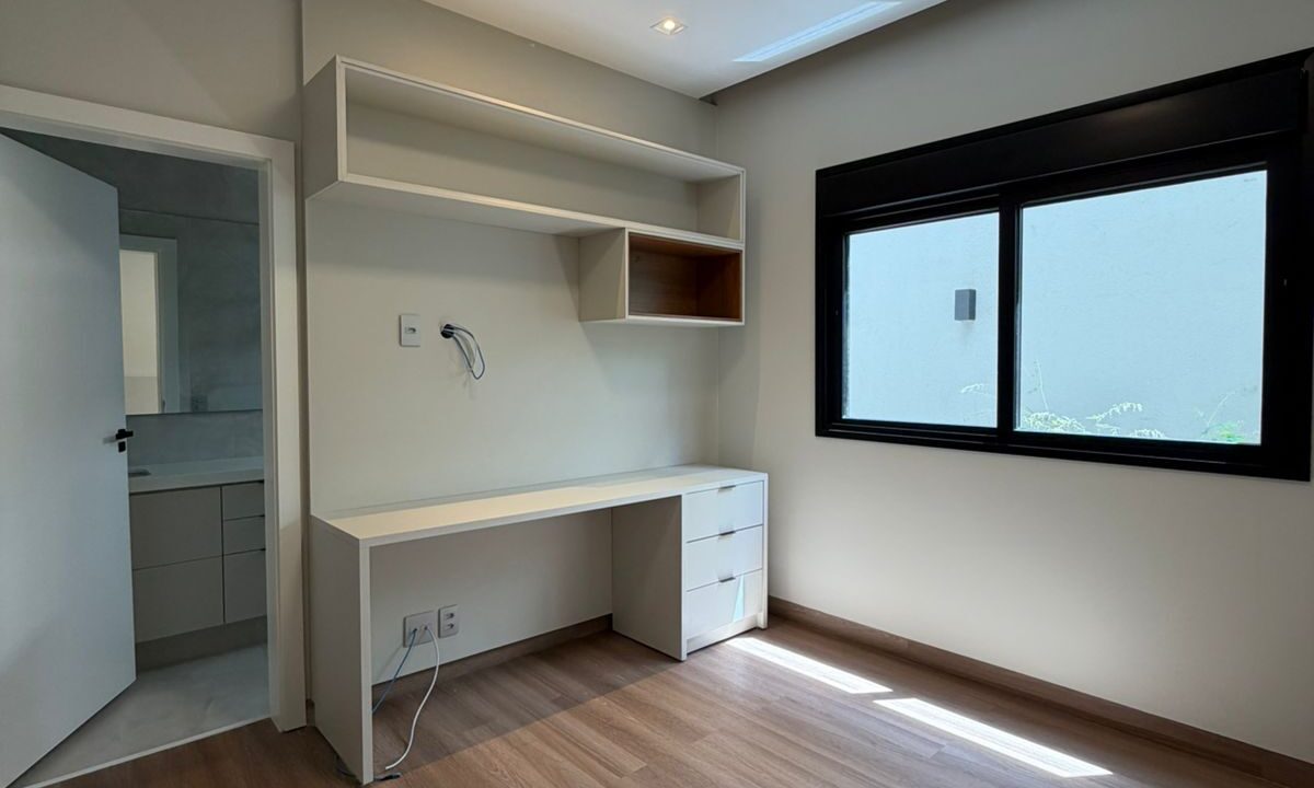 a786a25c-a01d-4a8a-9a3a-16414d81d502