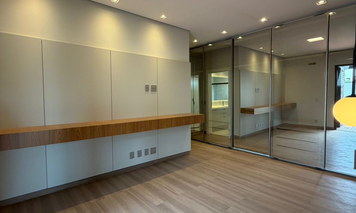 ab01f35f-8b32-4b1d-991e-324051fb694b