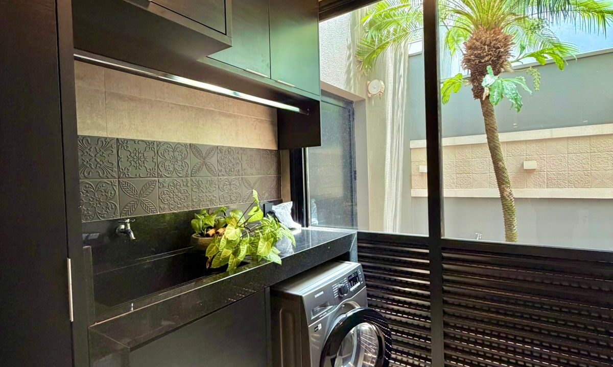 bf758255-27dd-4b70-9077-5e7ea2aa026f