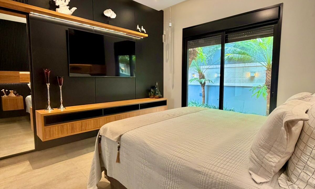 fe4df2db-1365-4e07-bb87-8a1f412f4468