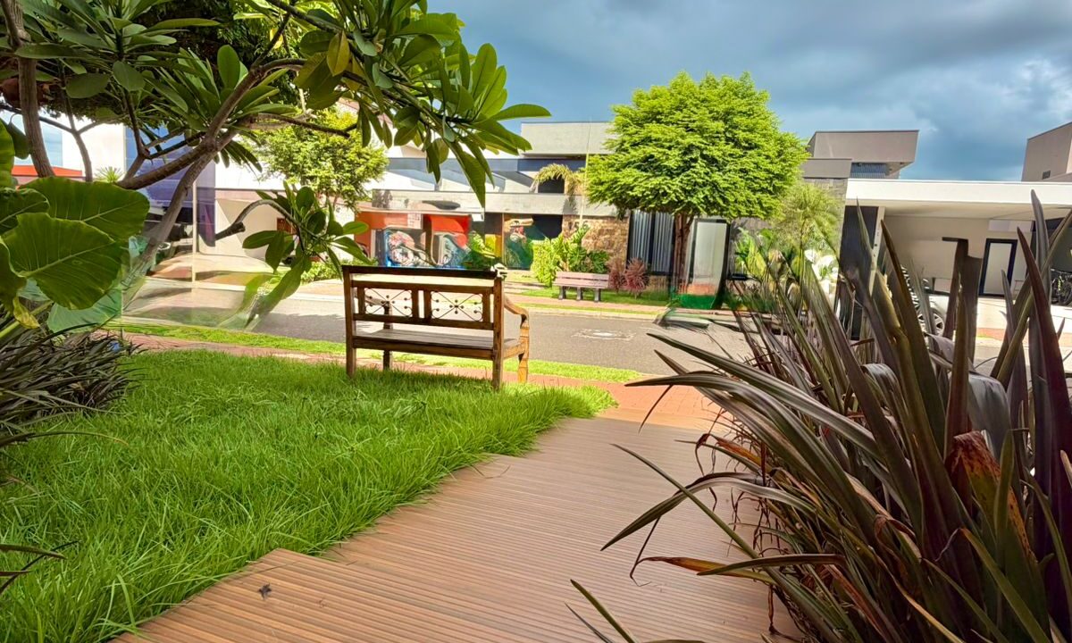 194fbae9-f846-409d-882d-374e95fcfaf9