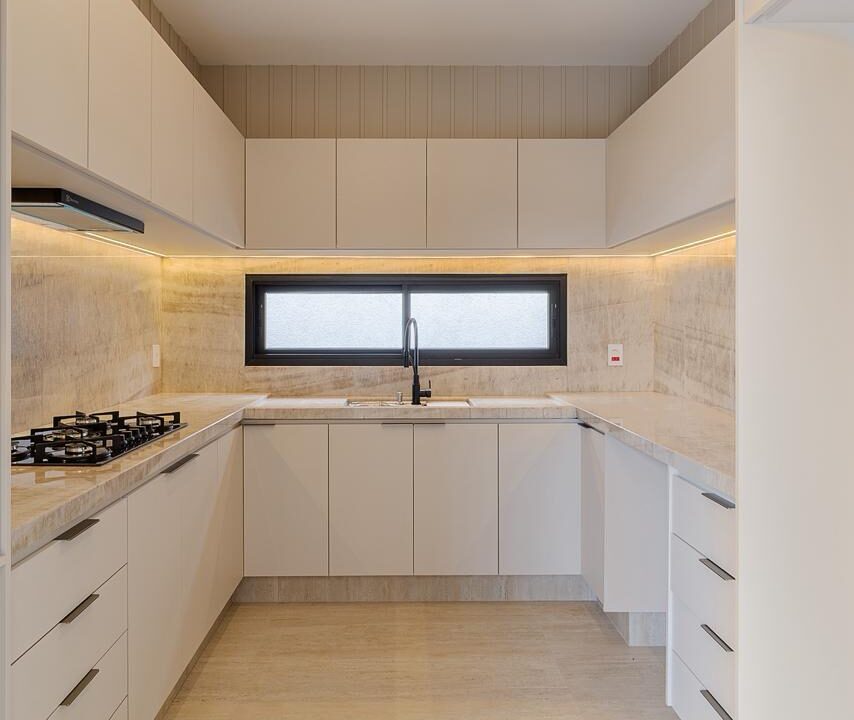 49decbd3-76d6-4ff2-b5a6-1b9e646c54d2