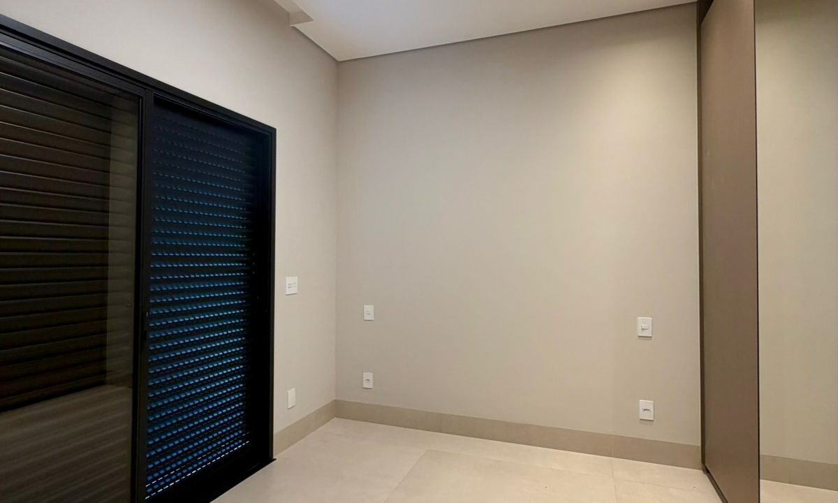 4db81887-6e06-4da8-af64-62e00b135d00