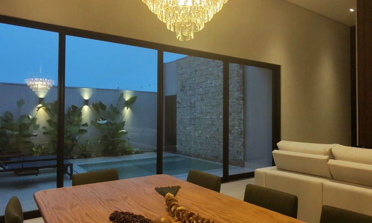 5640f4e0-d34d-468d-b3d1-09439979c9d0