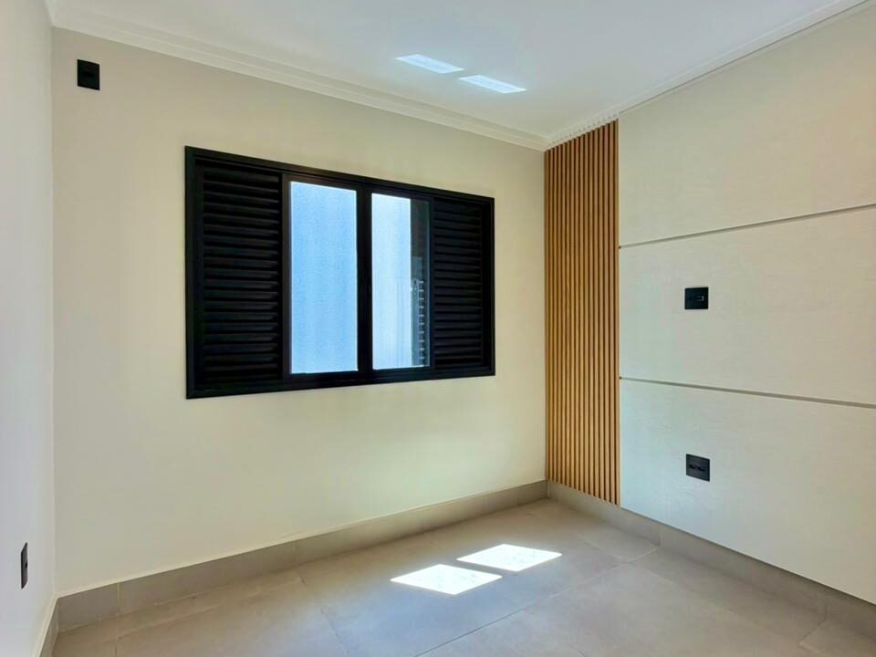 7325758b-64f1-45cd-bef8-23648b898a95