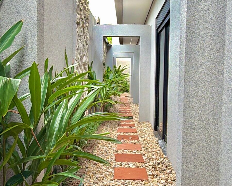 e758b8bb-ca57-4de8-a3b1-cc813c2cf83a