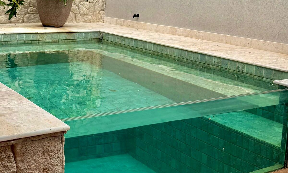 f281378f-2c9b-466c-8424-1c15808c07b2