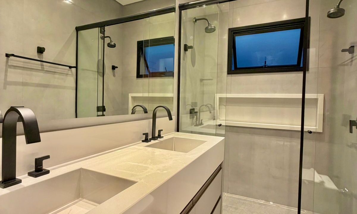 WhatsApp Image 2026-02-04 at 22.12.02 (2)