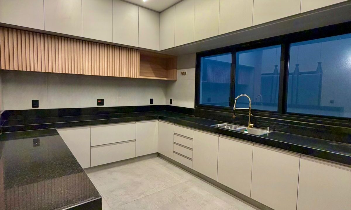 WhatsApp Image 2026-02-04 at 22.12.05