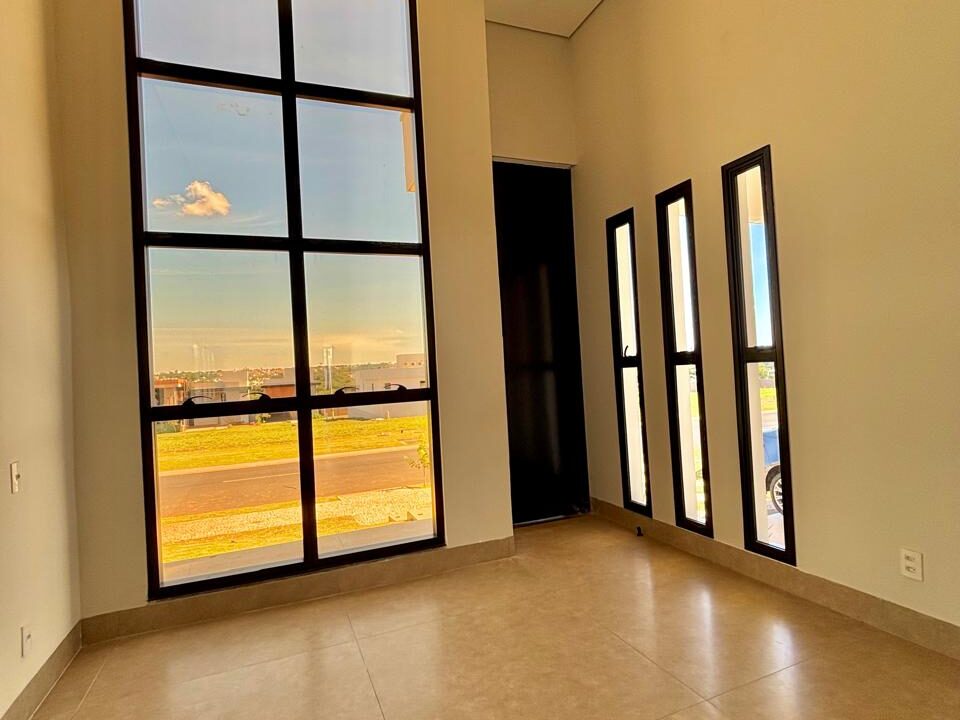 24333a4b-9338-468f-99aa-314f43c5b7a7